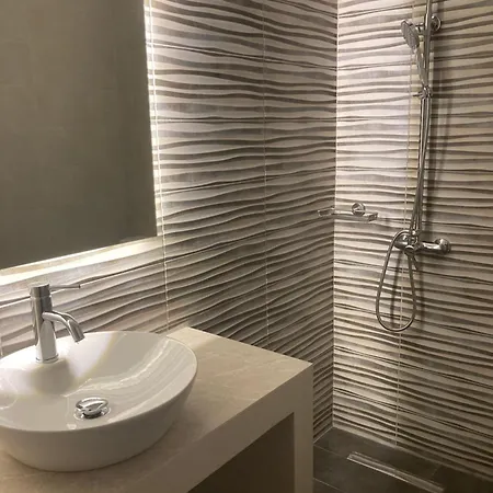 The Mits Luxury *