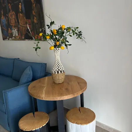 The Mits Luxury Скиатос